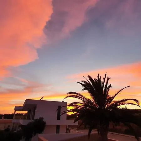 Villa Cabanas Beach 招待所 布德恩斯