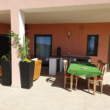 Villa Cabanas Beach 3* 布德恩斯