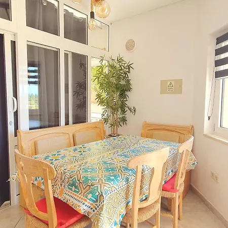 Villa Cabanas Beach 招待所 布德恩斯